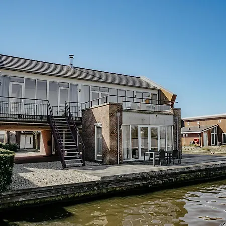 Penthouse By Interhome 3* Uitgeest